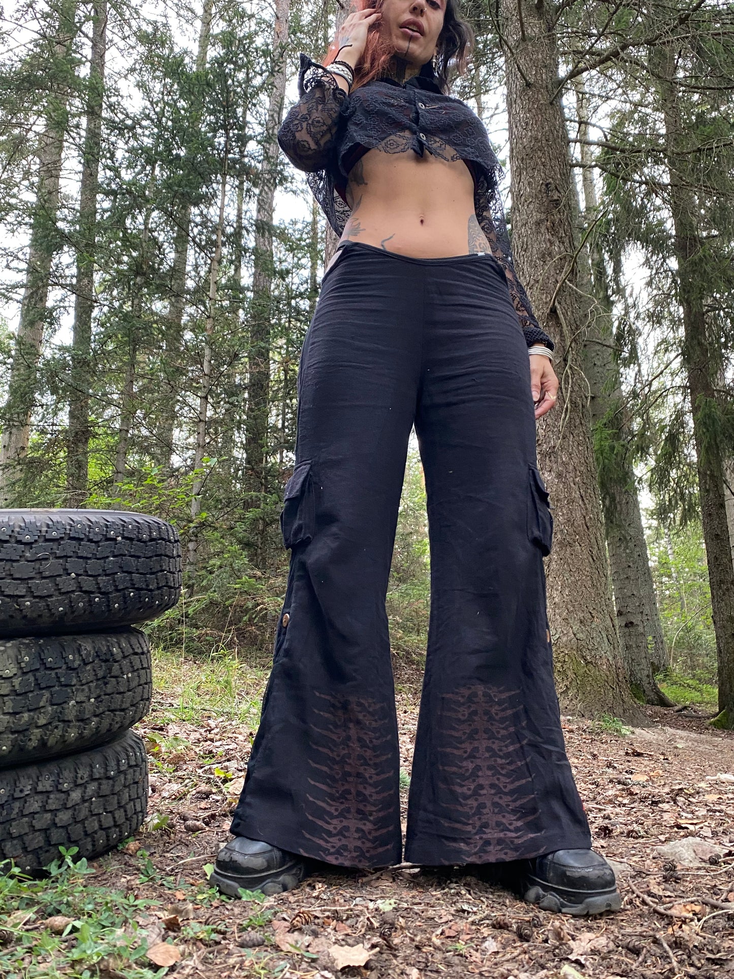 Cotton chichi pant with pockets and adjustable length
