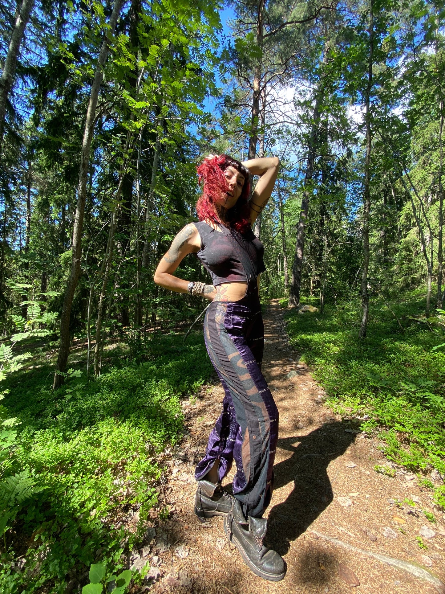 Silk suspender pants in purple