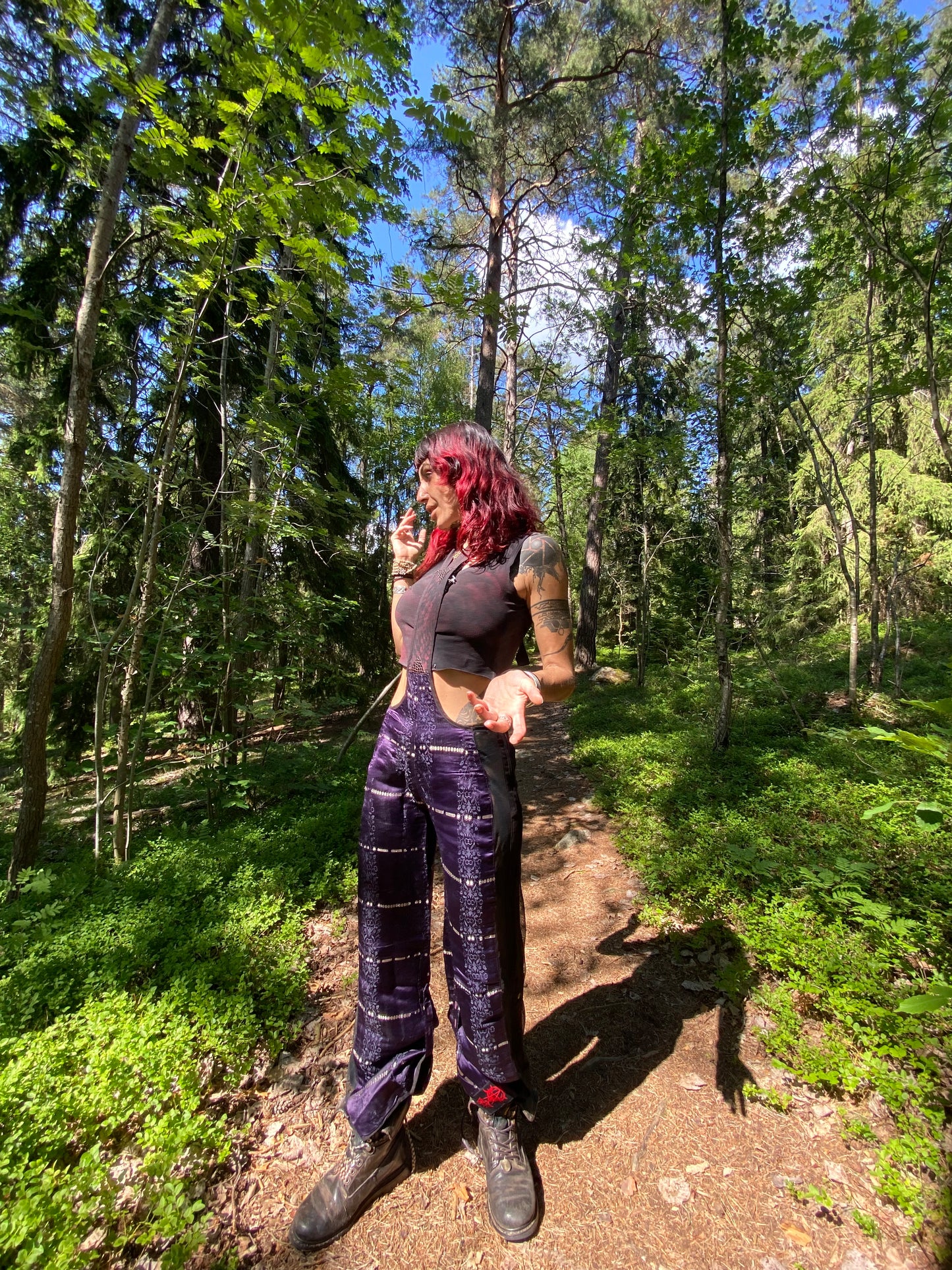 Silk suspender pants in purple