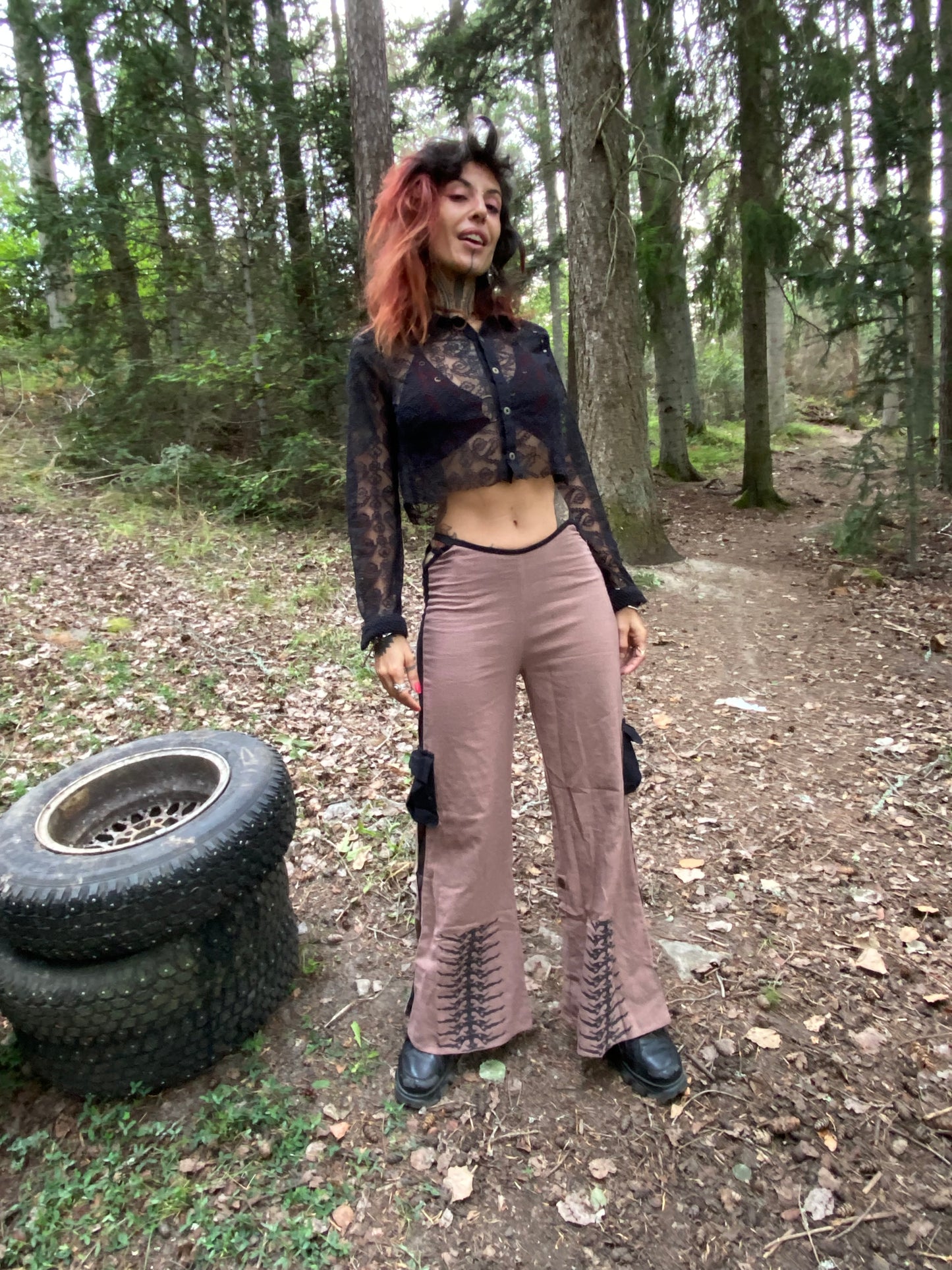 Cotton chichi pant with pockets and adjustable length